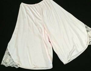 * made in Japan * both on side embroidery race . wonderful tsuru Sara tap pants *L*