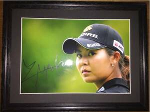 LPGA 松森彩夏 直筆サイン入りA4生写真 高級額装品⑩