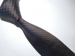 (39) Armani / necktie /52 as good as new goods 