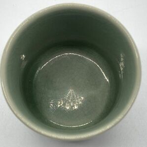 【酒器】骨董 高麗青磁 青岩窯 『雲鶴図 切立湯呑』 茶器/ぐい呑み/お猪口/酒盃 定形外可 K1126Iの画像6