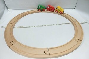 #0886 yellowtail o roadbed car b rail train ... frog # my First BRIO