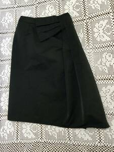 ロシャス(ROCHAS　PARIS)　 タフタ生地スカート　黒　38　イタリア製