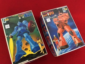 【未使用品/デットストック/未組立/ガンプラ/ガンダム/ジオン軍モビルスーツ/シャア専用ザグ/マ・クベ専用ギャン/プラモデル/バンダイ】