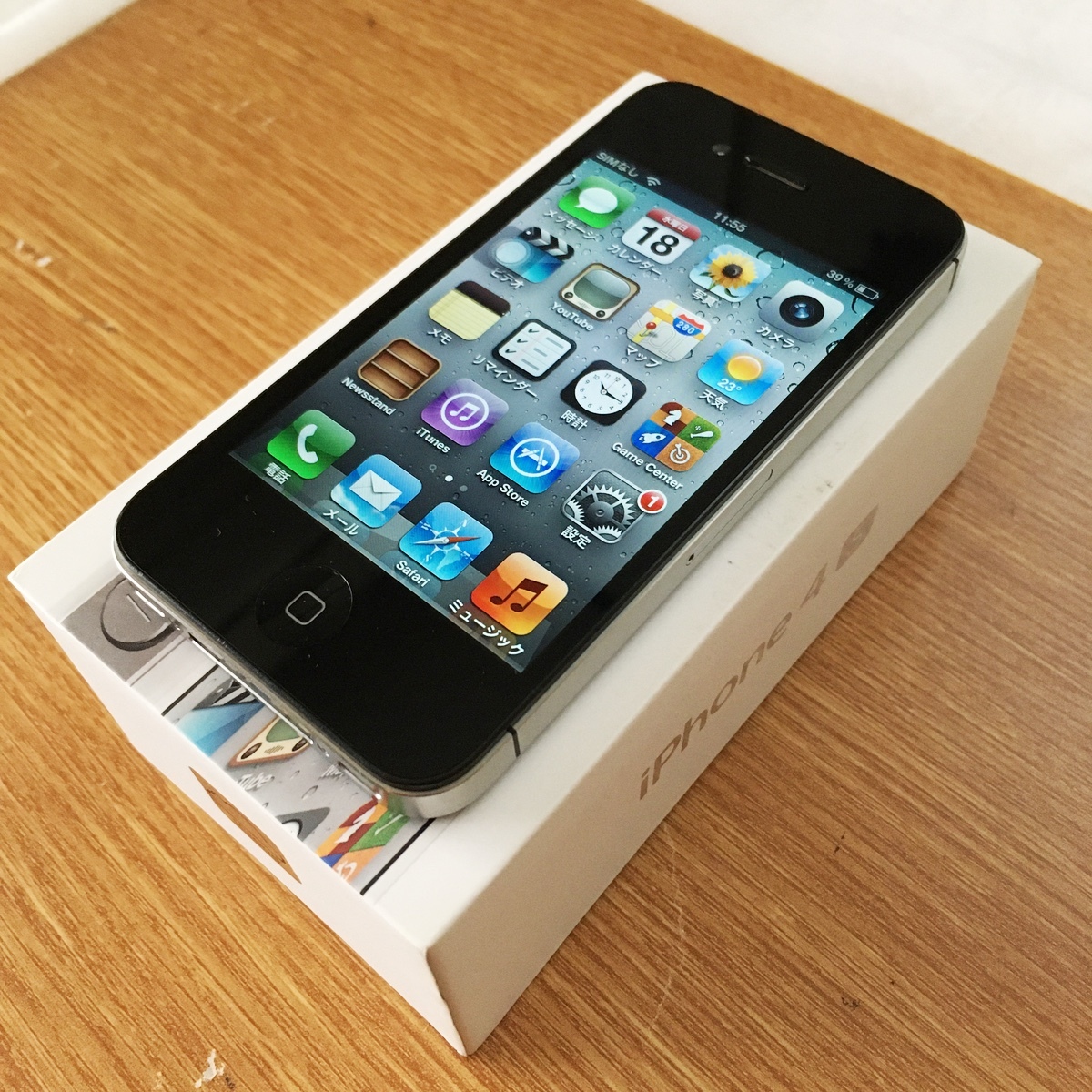 18％OFF】 iPhone4S ブラック 下駄付 iOS5.1美品 - スマートフォン本体
