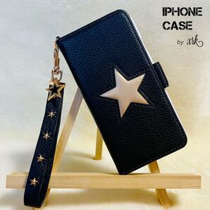 【iphone13/12/11/se3/8/plus】黒レザースタースマホケース