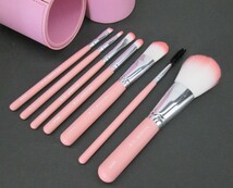 メイクブラシ 化粧筆 7本セット レザー風 筒型ホルダーケース付き ピンク_画像2