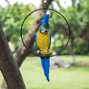  garden objet d'art hanging lowering ornament wheel. middle .... parrot perch . maize ( yellow blue )