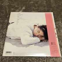 【帯付】高井麻巳子 いとぐち Mamiko Takai / LP レコード /C28A0546/歌詞カード有/和モノ 昭和アイドル アイドル歌謡 おニャン子クラブ_画像2