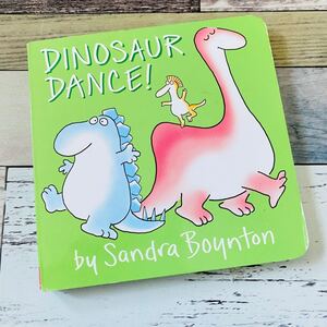 洋書 英語 絵本 DINOSAUR DANCE ボードブック 恐竜 英語絵本