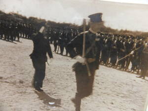 　☆　古写真5枚/名刺「海軍主計大尉○○名刺/海軍候補生教練写真」日本海軍 佐世保水交社気付　☆