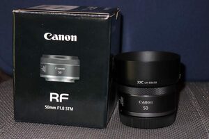 ★　Canon RF50mm F1.8 STM (美品・フード付き) ★