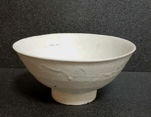 中国古美術　古玩　宋代　宋白磁　トビカンナ状　大振り　茶碗　碗　菓子器　茶道具