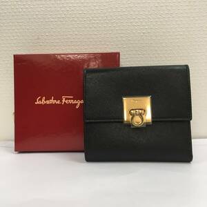 【Y-1】Salvatore Ferragamo フェラガモ 折り 財布 ウォレット レディース ブラック系