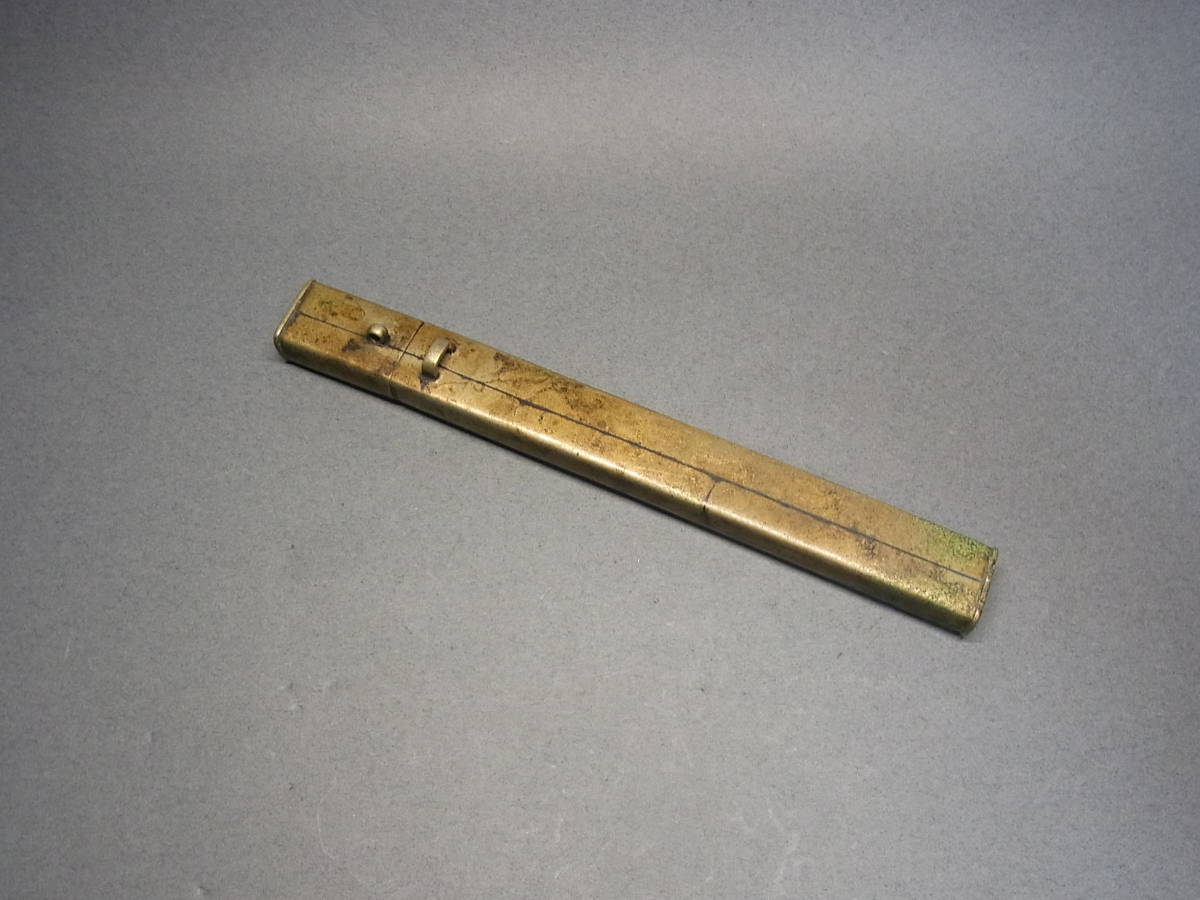 品多く 江戸期 黄銅製 矢立 方位磁石・小刀付き 金属工芸