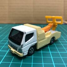 A-7 トミカ 三菱ふそう キャンター レッカー車 ダイギャストミニカー トラックミニカー 中古品 売切り_画像2