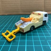 A-7 トミカ 三菱ふそう キャンター レッカー車 ダイギャストミニカー トラックミニカー 中古品 売切り_画像6