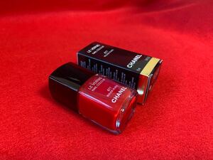 シャネル ヴェルニ 677 ルージュ リュビ