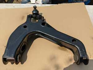  Tahoe 98-99 lower arm right 5.7L 4WD
