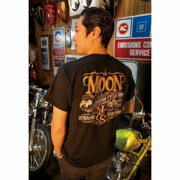送料込み Sサイズ MOONEYES MOON Custom Cycle Shop Tシャツ ムーンアイズ ブラック × ゴールド