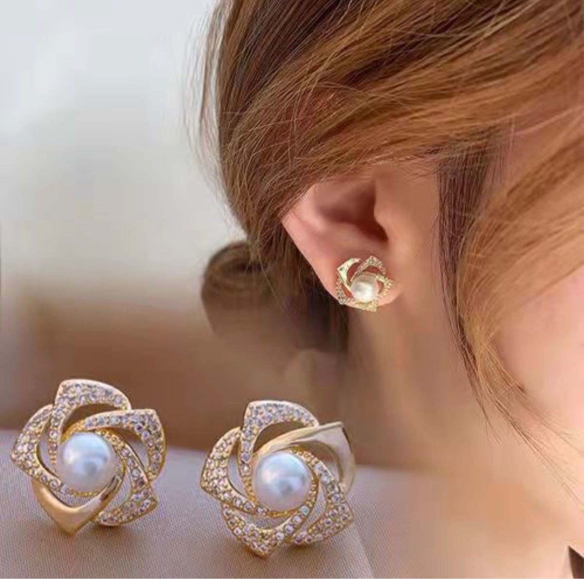 CHANEL ピアス キラキラ ストーン ピアス ゴールド 定番 美品