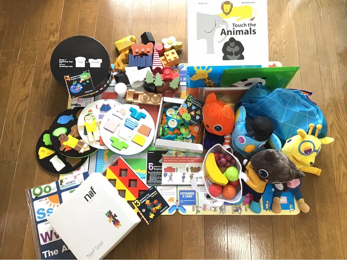 ぴーママ様専用】ワールドワイドキッズDVD/CD/パペット/絵本/一部 ...