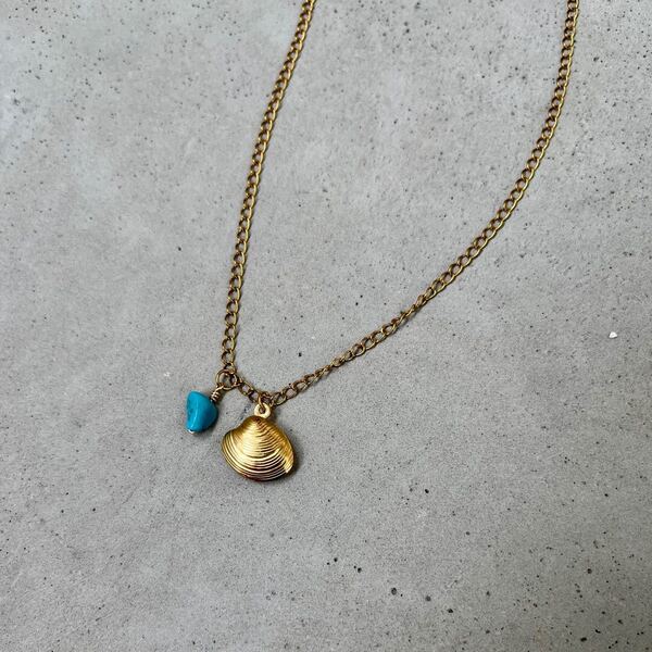 シェル 貝殻 ネックレス 重ね付け つけっぱなし ステンレス アレルギー ターコイズ ハンドメイド チェーン 細め シンプル 夏