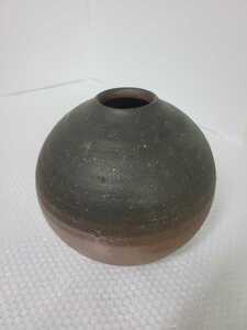  Bizen . vase flower vase flower go in . tradition industrial arts ceramic art . road also box large .