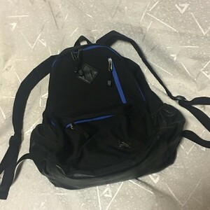 [BEAMS Heart / Beams ] rucksack nylon black / black blue line synthetic leather 