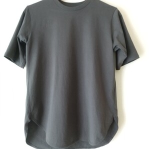 Tシャツ ユニクロ スムースコットンラウンドヘムロングT(半袖) M チャコールグレー 1回の着用 美品