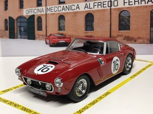 KK scale 1/18 Ferrari 250 GT SWB Competizione 1961 No.16, 24h Le Mans Trintignant/Abate　ダイキャスト製　フェラーリ