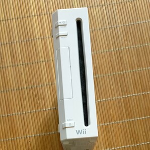 任天堂 Wii本体とACアダプター