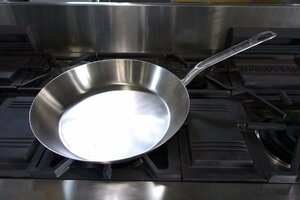 # stainless steel SUS444 fry pan 36cm USED_03