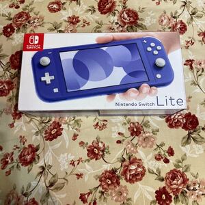 新品 Switchライト