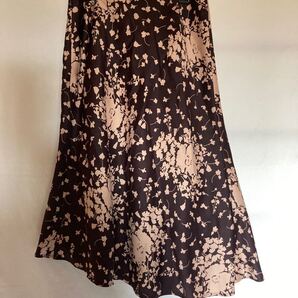 スカート 茶色 ブラウン ベージュ ハニーズ Honeys シック かわいい 可愛い 上品 花柄