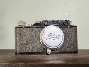 昔のカメラ　⑧ Leica 中古