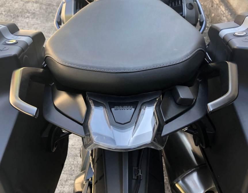 GIVI SRA5117 R1200R / RS LC 水冷用 モノキーベース