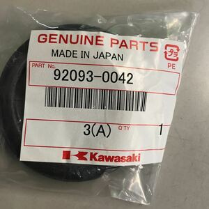 M3551 KAWASAKI フロントフォークダストシール　新品　品番92093-0042 NinjaZX-10R