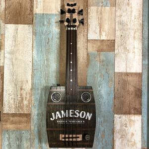  отрегулирован Wingnut Guitar Works укулеле основа Jameson Barrel Bass America производства 