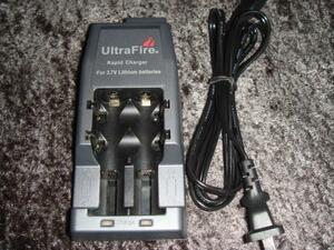 UltraFire 18650 4200mAh 3.7V li-ion 充電池×２本＋充電器