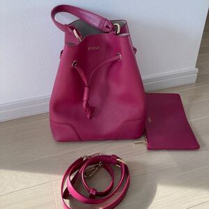 「美品」FURLA フルラ巾着型 Stacy 2way ショルダーバッグ トートバッグ ポーチ付き 巾着ハンドバッグ