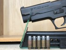 ① タナカ SIG P220 陸上自衛隊 9mm拳銃 EVOLUTION HW 発火式モデルガン 発火済み 可動部確認済み エボリューション_画像2