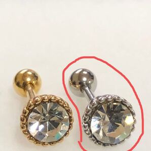 ラインストーン 軟骨ピアス 16G シルバー