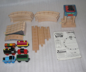  Thomas the Tank Engine wooden rail stone charcoal hopper set imported goods 