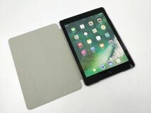 iPad 9.7 2017用 カバー PUレザー+ハードケース 三折 スタンド 薄型 パープル_画像3