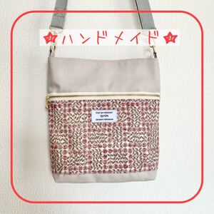 ハンドメイド ショルダーバック サコッシュ