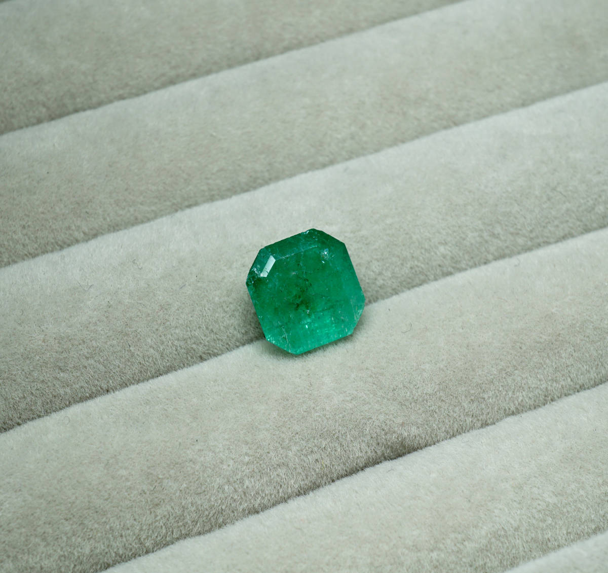 高速配送 ~天然 エメラルド ルース 1.13ct ienomat.com.br