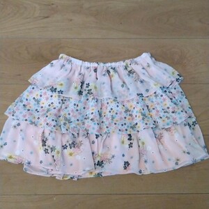 フレアスカート　女の子　サイズ130　ピンク　桃色　花柄入り　レース　女の子用のかわいいスカートです!