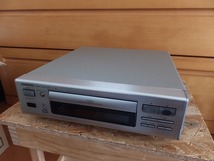 【動作品】ONKYO C-711M CDプレーヤー 本体のみ_画像1