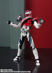 バンダイ　S.H.Figuarts 仮面ライダードライブ タイプデッドヒート　新品未開封品