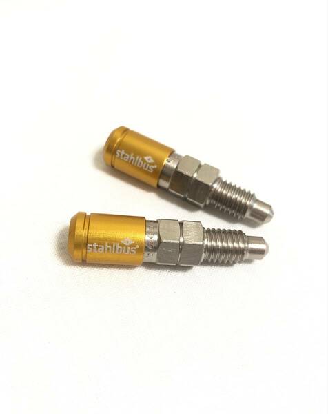 STAHLBUS ワンウェイバルブ内臓ブリーダーボルト　M8x1,25x16mm (2個セット・ダストキャップ付）スズキ DR250,V-Strom 250等用